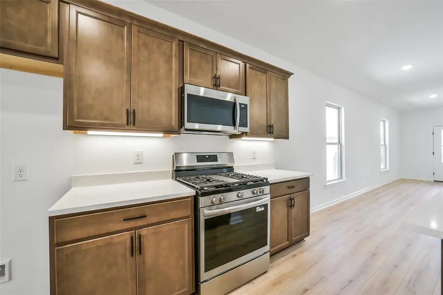 Furnished interior view inside a new home in Mostyn Springs, Magnolia (Image 4). Furnished interior view inside a new home in Mostyn Springs, Magnolia (Image 4).