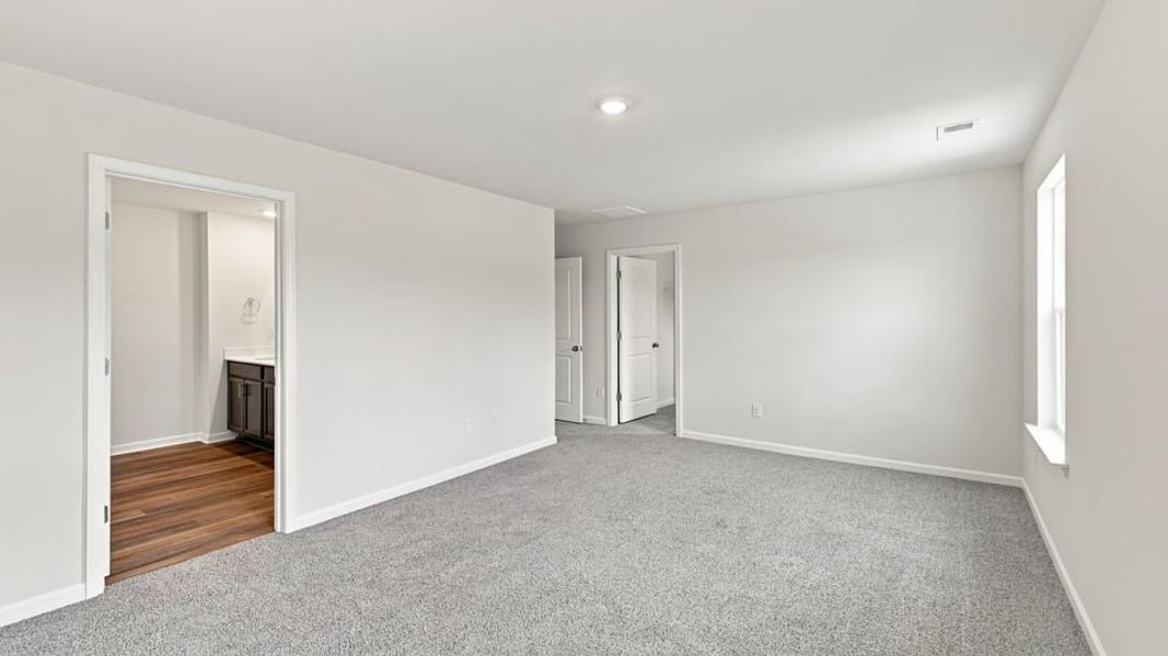 Spacious, unfurnished interior of a new home in Harrier Point, Woodruff (Image 33). Spacious, unfurnished interior of a new home in Harrier Point, Woodruff (Image 33).