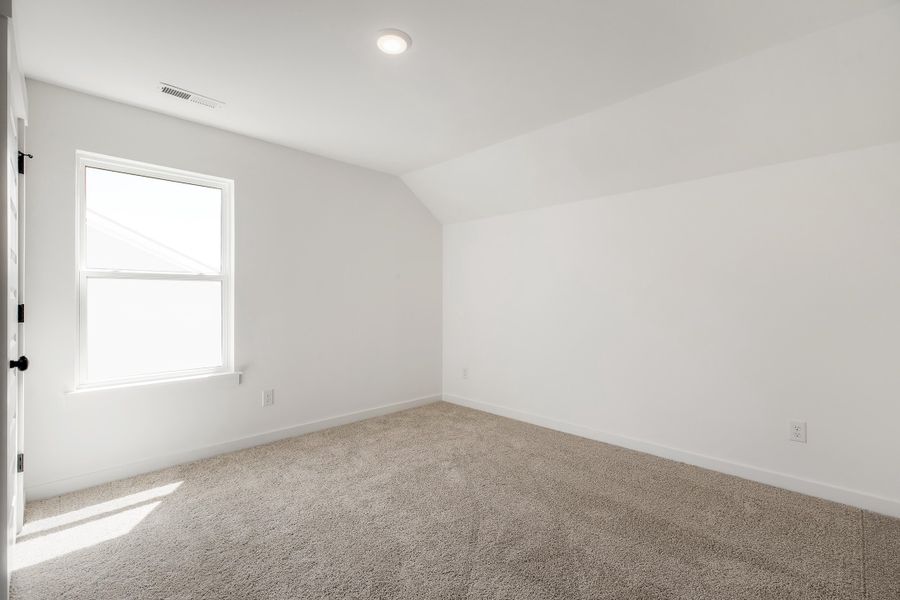 Representative unfurnished interior of a home built from the The Cedar D by Davidson Homes LLC in Saddle Creek Ranch, Cibolo (Image 25).