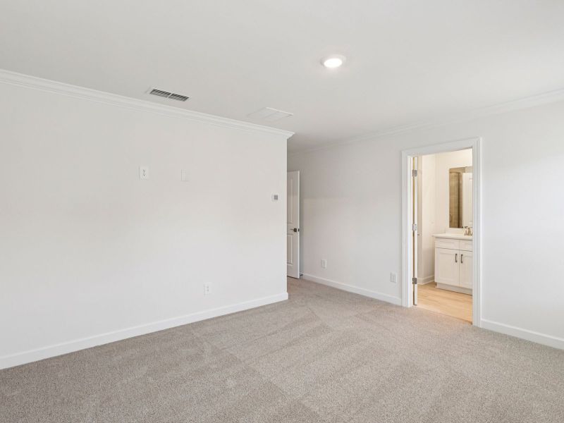 Spacious, unfurnished interior of a new home in Meadows at Wilson Farms - The Summit Series, Fort Mill (Image 14). Spacious, unfurnished interior of a new home in Meadows at Wilson Farms - The Summit Series, Fort Mill (Image 14).