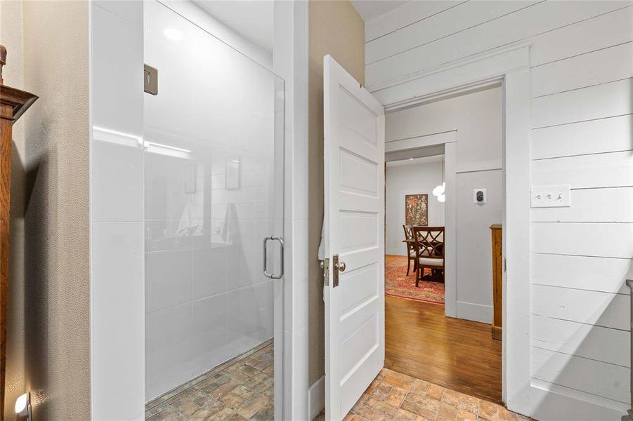 Image 38 of a home in .