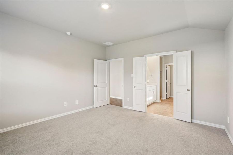 Photo is not of the actual home, but is an inspirational photo of builder’s model home and may depict options, furnishings, and/or decorator features that are not included.