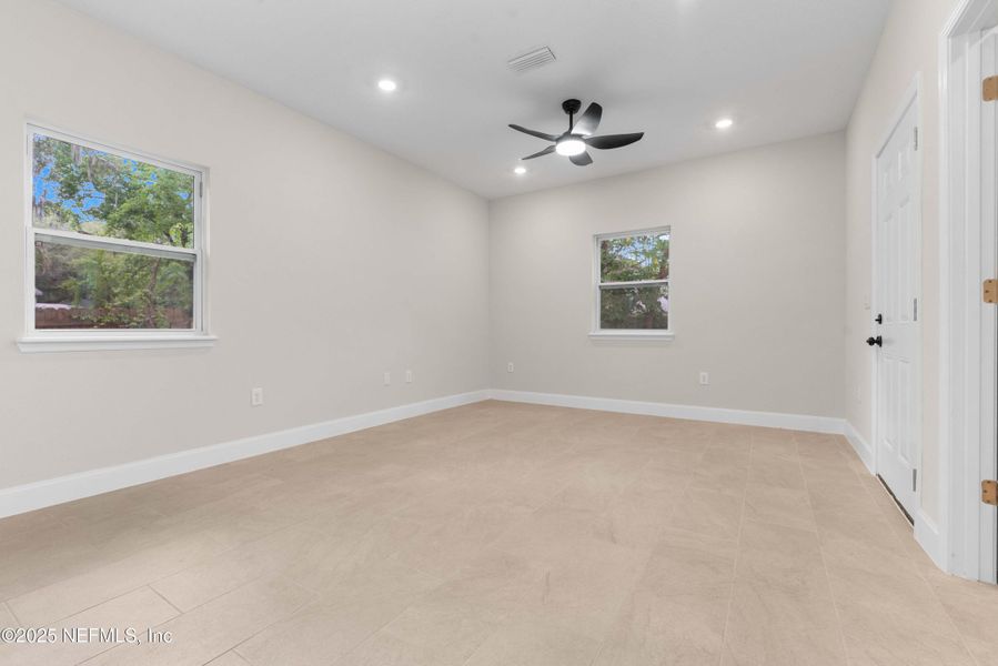 Spacious, unfurnished interior of a new home in , Jacksonville (Image 18). Spacious, unfurnished interior of a new home in , Jacksonville (Image 18).