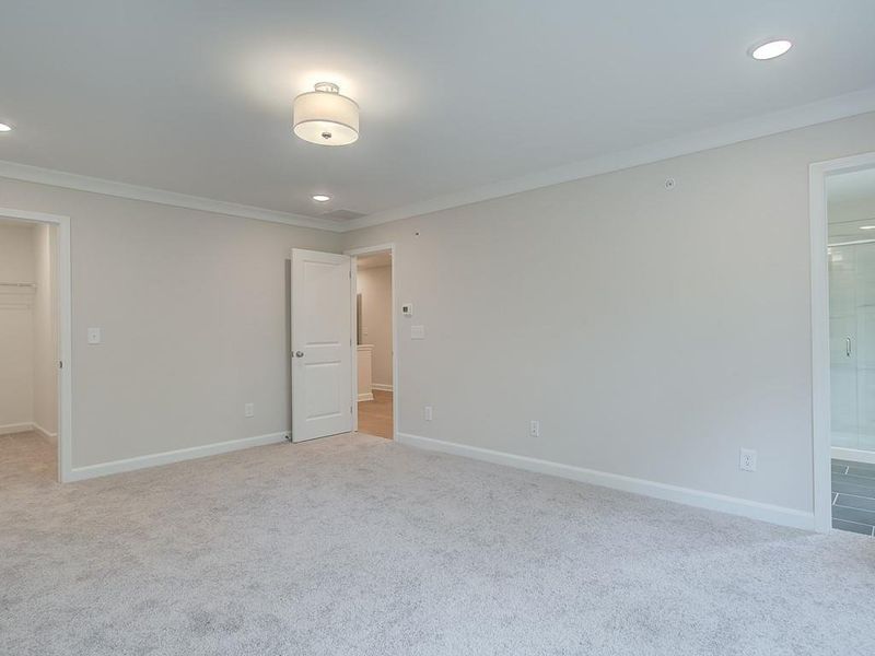 Spacious, unfurnished interior of a new home in River Walk Place, Lawrenceville (Image 25).