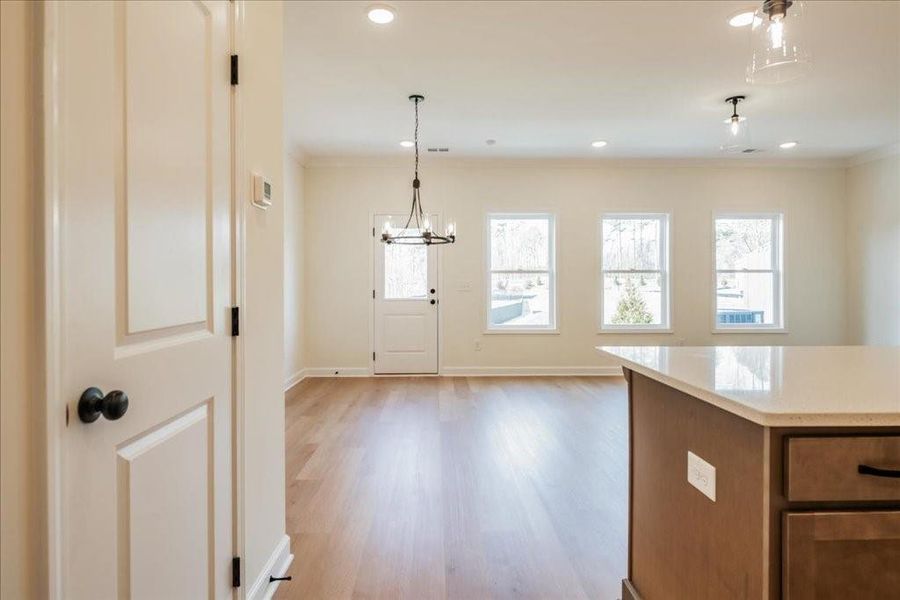 Spacious, unfurnished interior of a new home in Cherokee Township, Acworth (Image 36). Spacious, unfurnished interior of a new home in Cherokee Township, Acworth (Image 36).