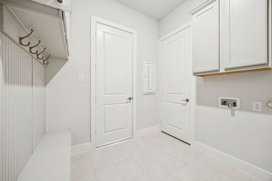 Representative unfurnished interior of a home built from the Kenai by Centre Living Homes in Painted Tree Lakeside, McKinney (Image 21).