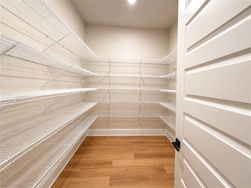 Spacious, unfurnished interior of a new home in , Jefferson (Image 25).