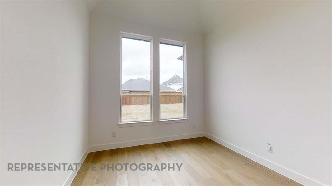 Spacious, unfurnished interior of a new home in Saddle Star Estates, Rockwall (Image 18).
