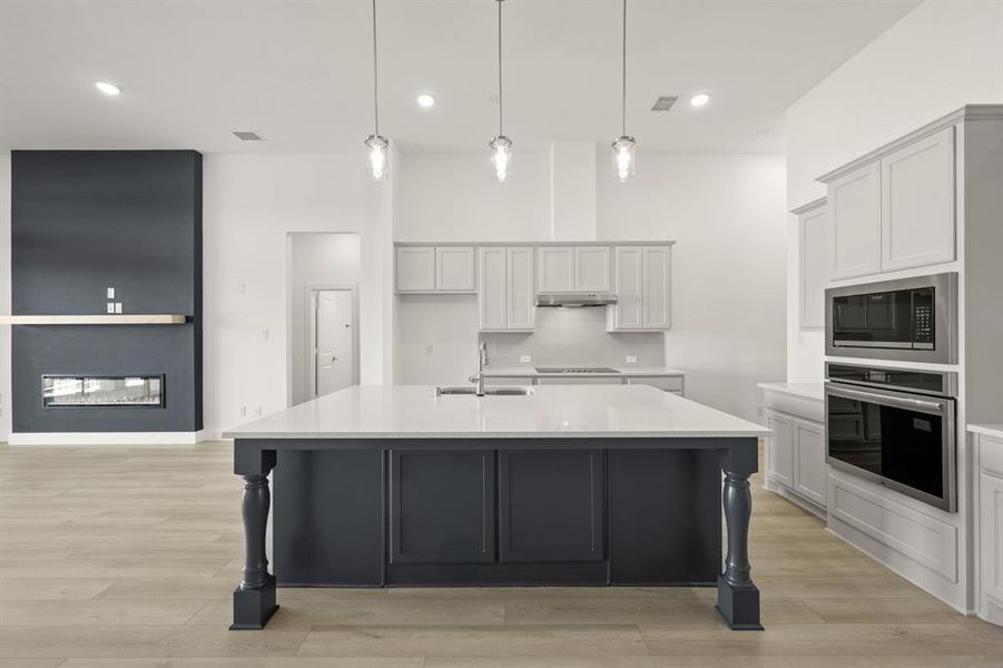 1915 Silvercreek- Kitchen-1 1915 Silvercreek- Kitchen-1