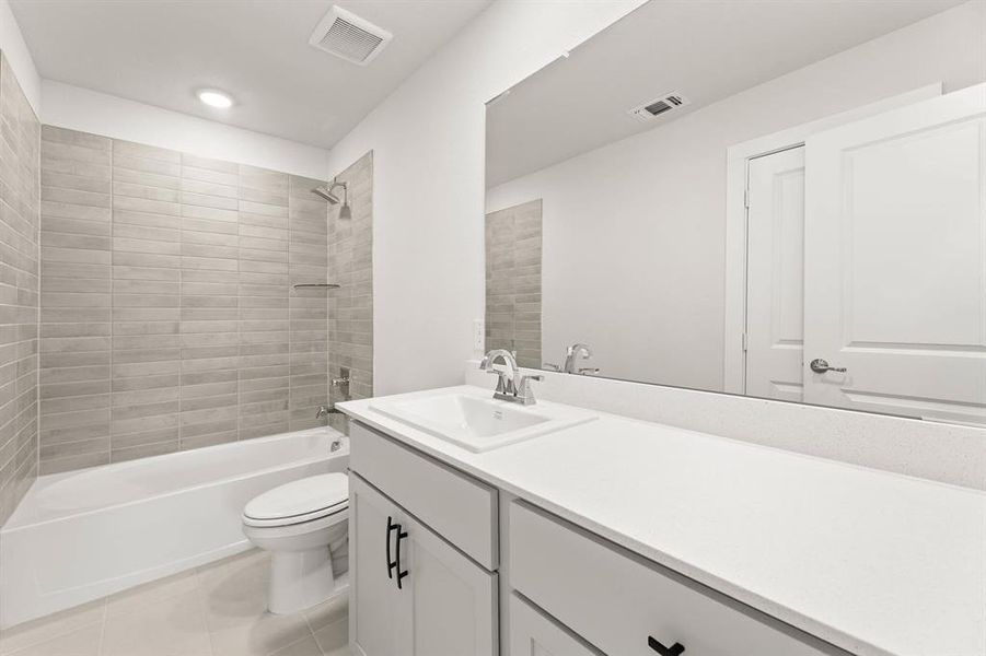 1566 Ginger-Bathroom-1