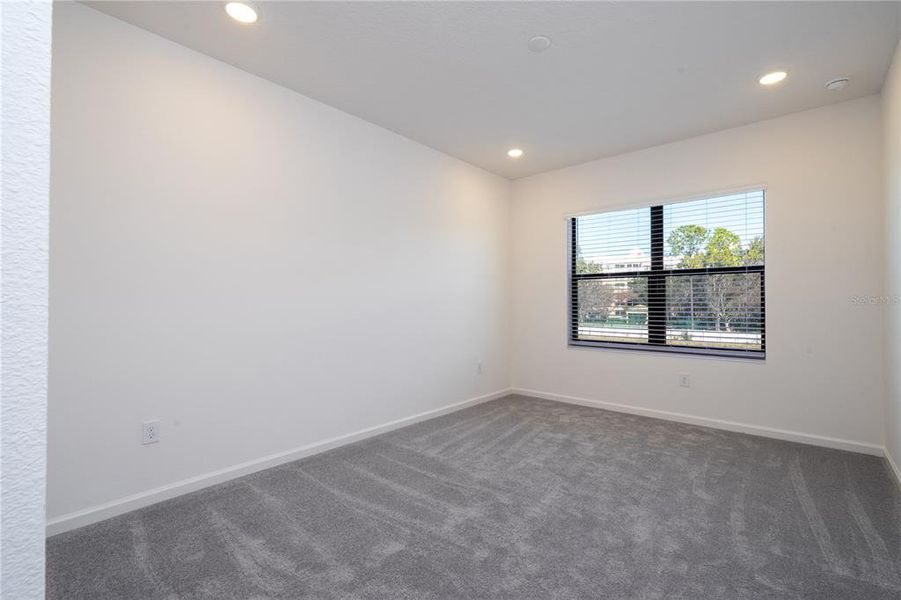 Spacious, unfurnished interior of a new home in Paradiso Grande, Orlando (Image 47).