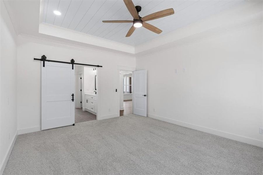 Spacious, unfurnished interior of a new home in , Waleska (Image 39).