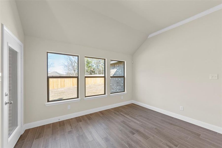Spacious, unfurnished interior of a new home in Lin Dell Estates, Glenn Heights (Image 11). Spacious, unfurnished interior of a new home in Lin Dell Estates, Glenn Heights (Image 11).