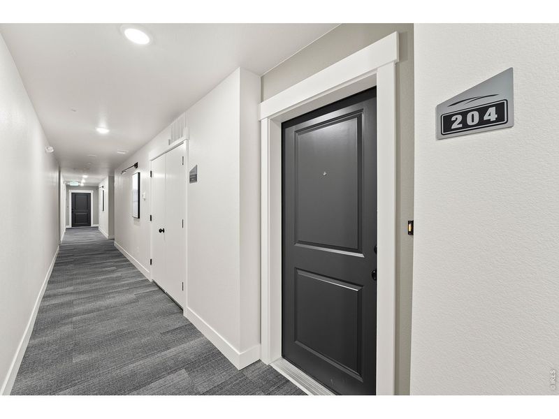 Spacious, unfurnished interior of a new home in The Lakes at Centerra, Loveland (Image 29).