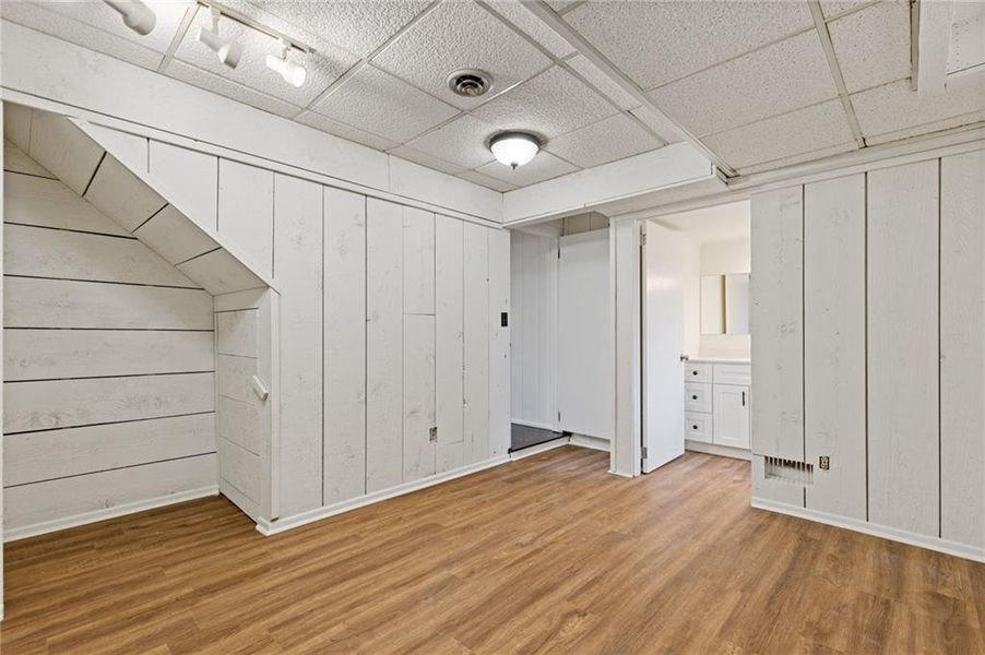 Spacious, unfurnished interior of a new home in , Marietta (Image 43).