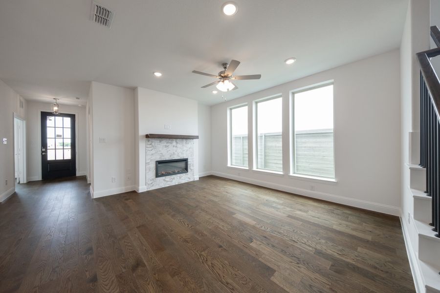 Spacious, unfurnished interior of a new home in Treeline, Justin (Image 18). Spacious, unfurnished interior of a new home in Treeline, Justin (Image 18).