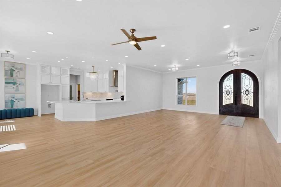 Spacious, unfurnished interior of a new home in , Leonard (Image 33).