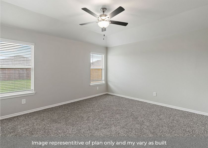 Representative unfurnished interior of a home built from the Bellvue by D.R. Horton in London Towne, Corpus Christi (Image 20).
