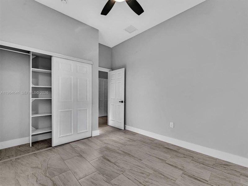 Spacious, unfurnished interior of a new home in , Fort Pierce (Image 38).