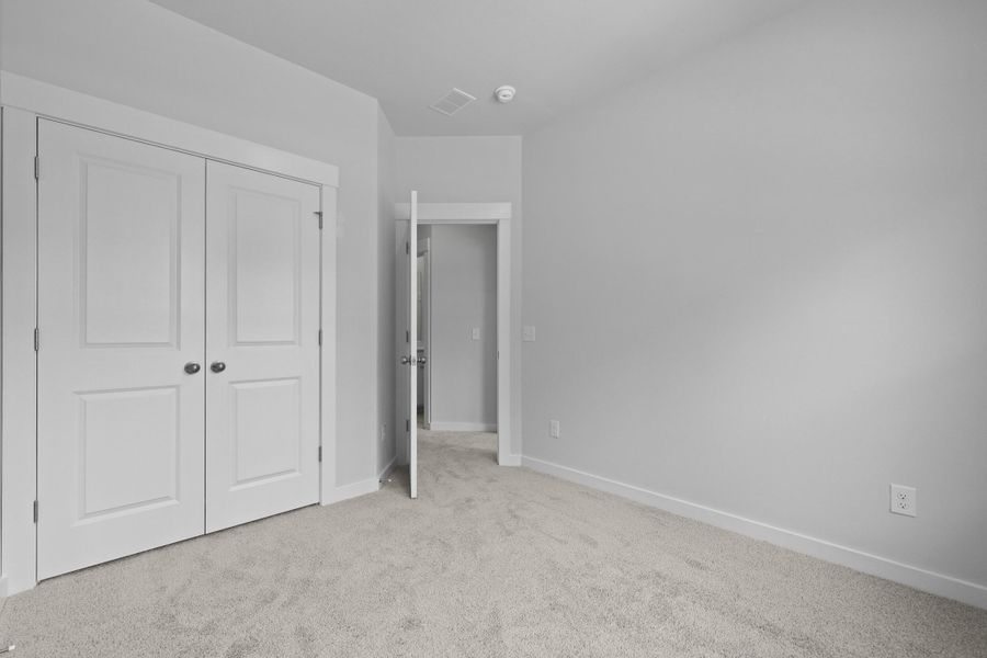 Spacious, unfurnished interior of a new home in Nexton, Summerville (Image 49).