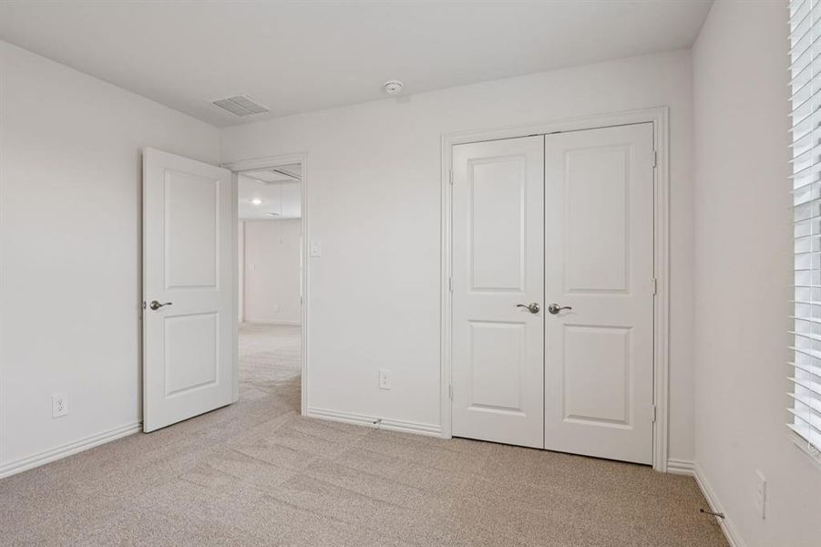 Photo is not of the actual home, but is an inspirational photo of builder’s model home and may depict options, furnishings, and/or decorator features that are not included.