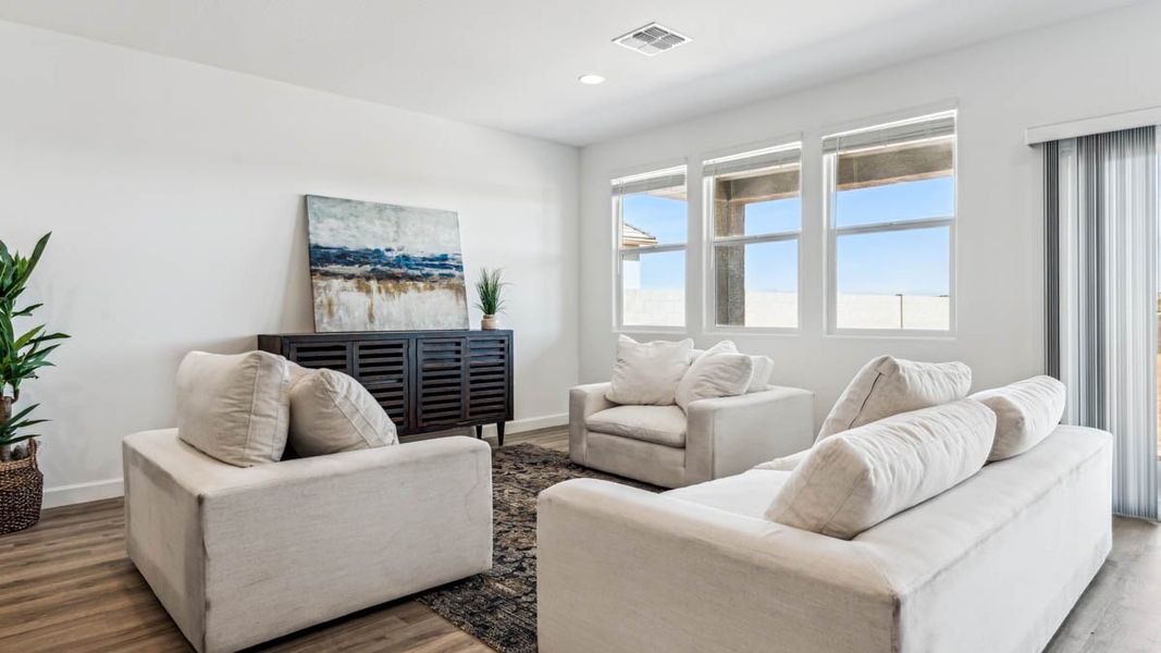 Furnished interior view inside a new home in Magma Ranch Vistas, Florence (Image 12).