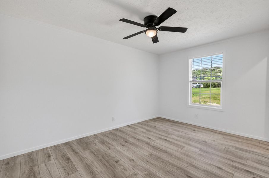 Spacious, unfurnished interior of a new home in , Cross (Image 32).