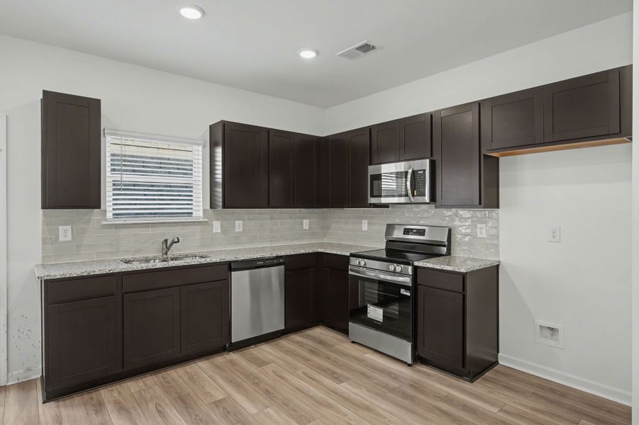 Furnished interior view inside a new home in Ironhorse, Dickson (Image 6). Furnished interior view inside a new home in Ironhorse, Dickson (Image 6).