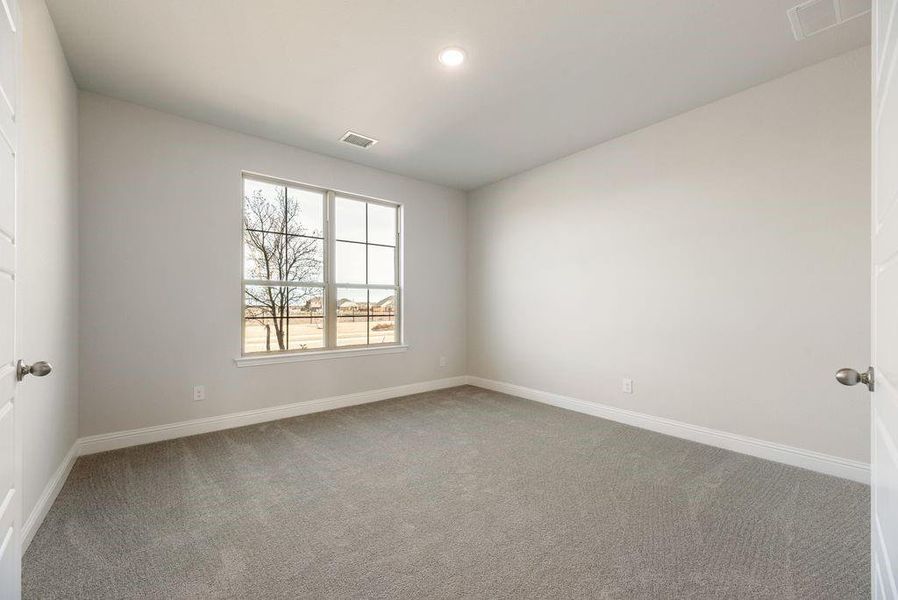 Spacious, unfurnished interior of a new home in Arbors at Legacy Hills, Celina (Image 35).