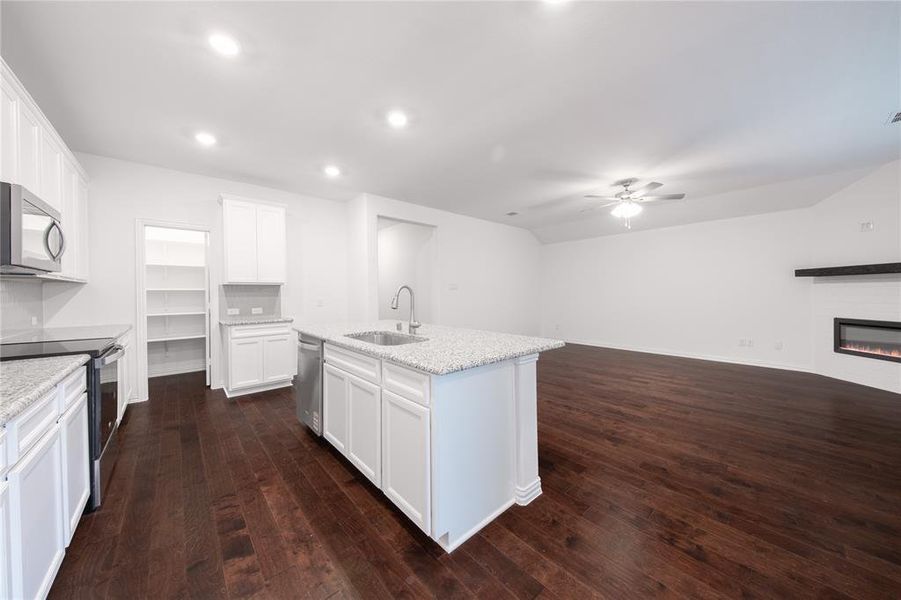 Image 26 of a home in Churchill: Meadows 50'. Image 26 of a home in Churchill: Meadows 50'.