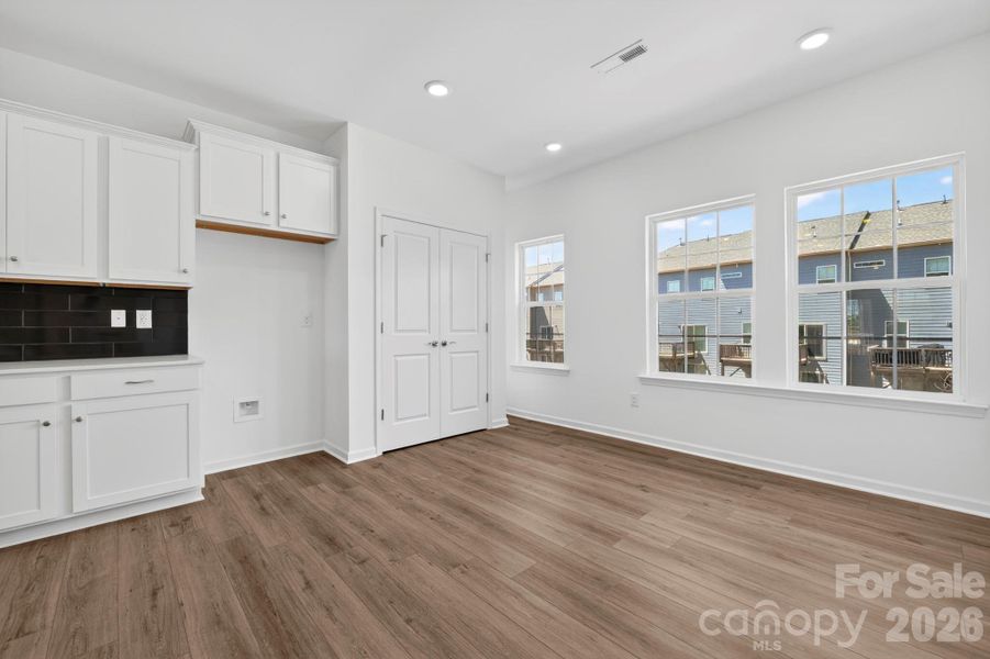 Large eat in breakfast area with pantry