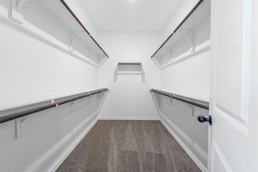 Image 29 of a home in .