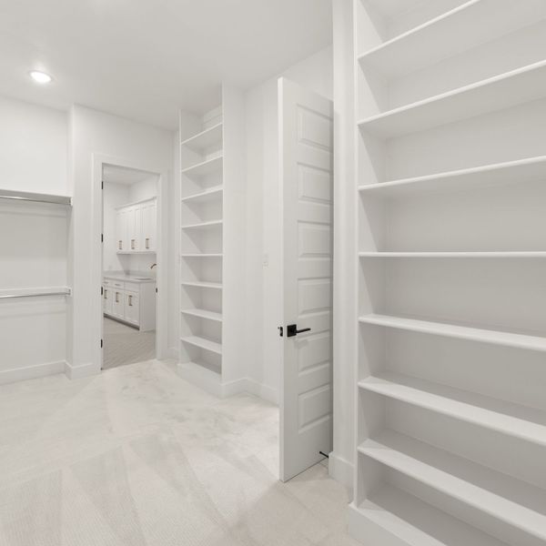 Spacious, unfurnished interior of a new home in StarView, Prosper (Image 75). Spacious, unfurnished interior of a new home in StarView, Prosper (Image 75).