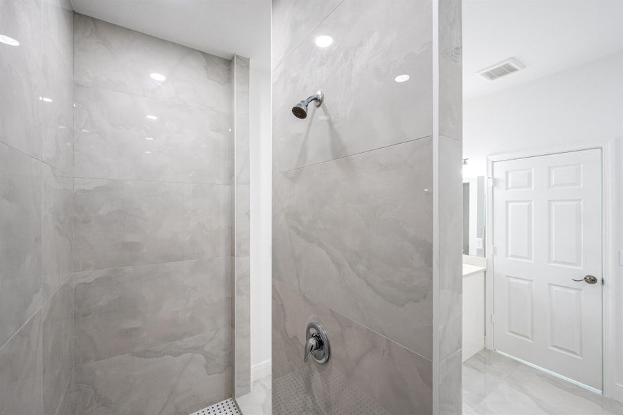 Image 48 of a home in . Image 48 of a home in .