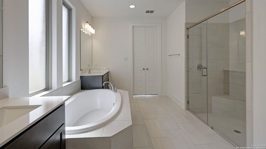 Furnished interior view inside a new home in Alsatian Oaks 50', Castroville (Image 5). Furnished interior view inside a new home in Alsatian Oaks 50', Castroville (Image 5).