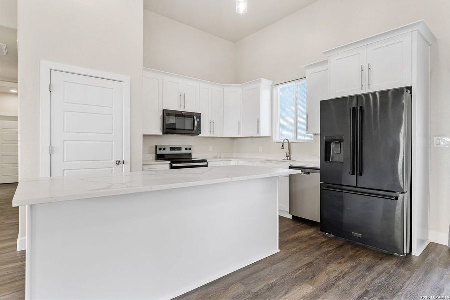 Furnished interior view inside a new home in , Atascosa (Image 12).