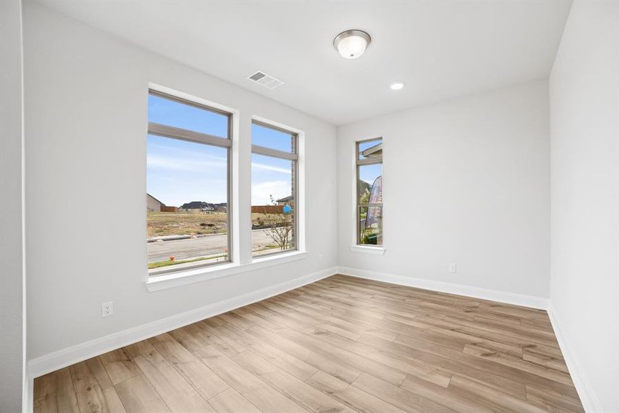 Spacious, unfurnished interior of a new home in Talia – Cottage Series, Mesquite (Image 16).