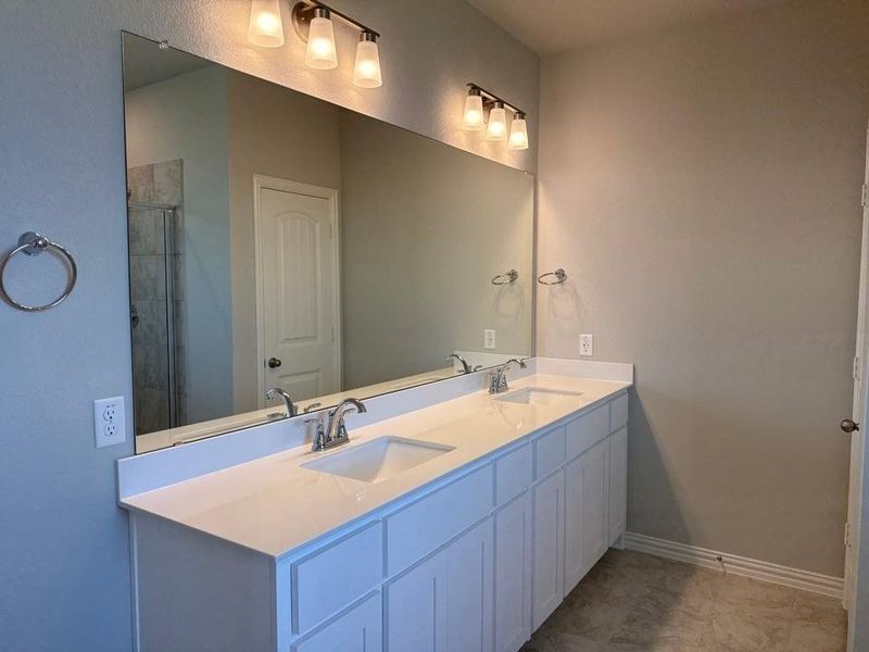 Furnished interior view inside a new home in Covenant Park, Springtown (Image 5).