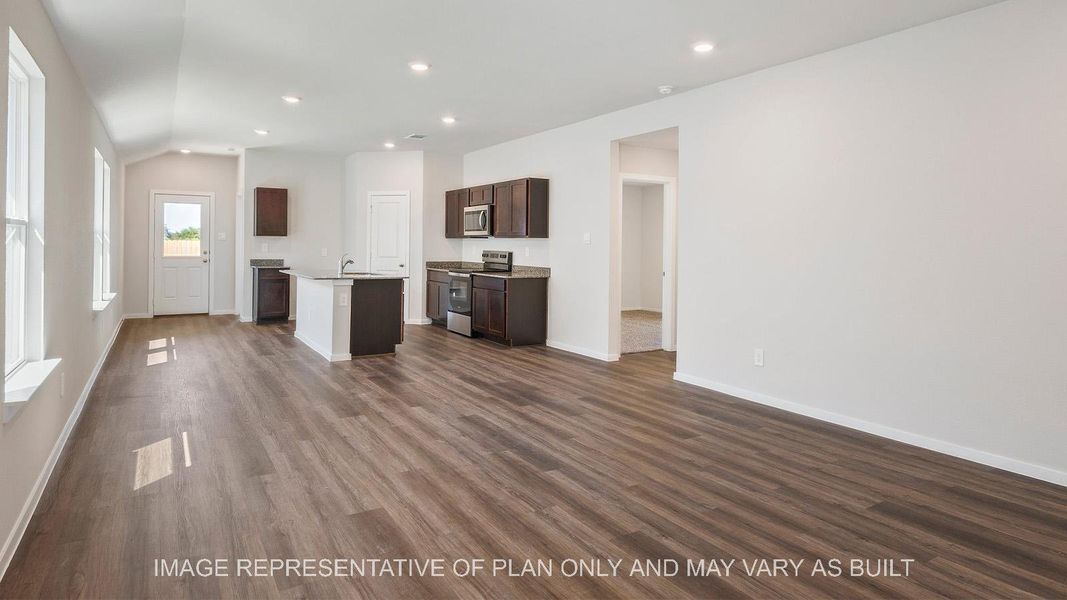 Spacious, unfurnished interior of a new home in Midtown Reserve, College Station (Image 10). Spacious, unfurnished interior of a new home in Midtown Reserve, College Station (Image 10).