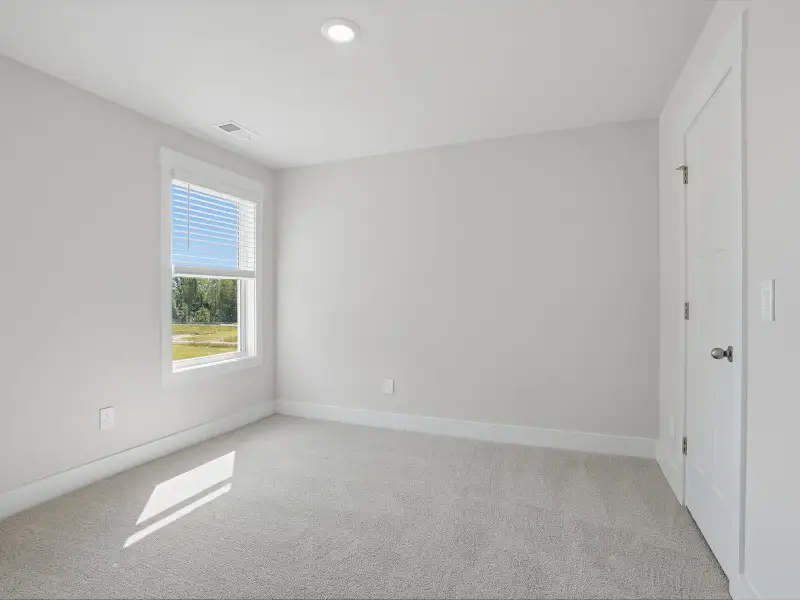 Spacious, unfurnished interior of a new home in Crossing at Abner Creek, Greer (Image 19). Spacious, unfurnished interior of a new home in Crossing at Abner Creek, Greer (Image 19).