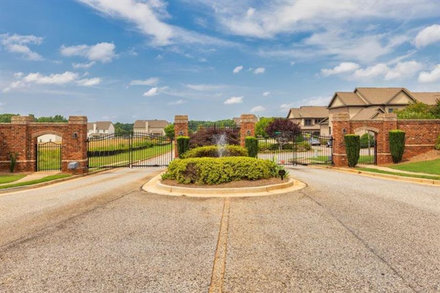 Image 41 of a home in Sutton's Landing.