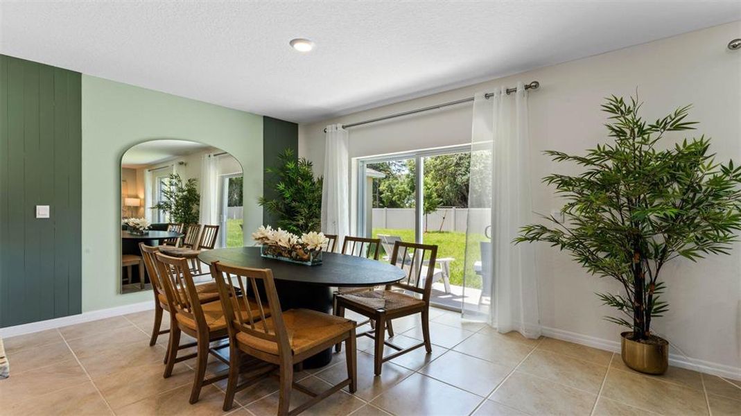 Furnished interior view inside a new home in Oak Leaf Preserve, New Smyrna Beach (Image 16).