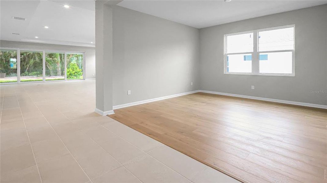 Spacious, unfurnished interior of a new home in Cresswind at Hammock Oaks, Lady Lake (Image 40). Spacious, unfurnished interior of a new home in Cresswind at Hammock Oaks, Lady Lake (Image 40).