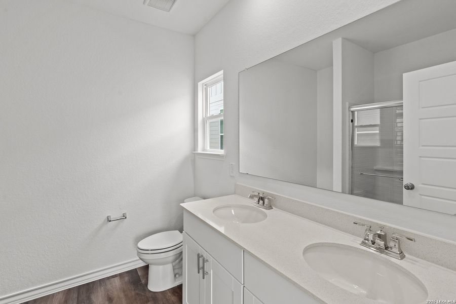 Furnished interior view inside a new home in Cinco Lakes, San Antonio (Image 7).
