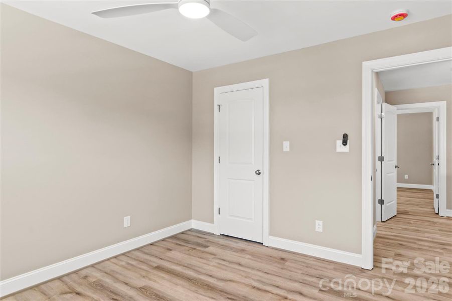 Spacious, unfurnished interior of a new home in , Winston-Salem (Image 25).