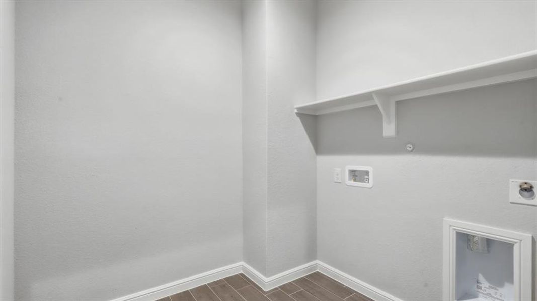 Spacious, unfurnished interior of a new home in Terra Trace, Fort Worth (Image 13). Spacious, unfurnished interior of a new home in Terra Trace, Fort Worth (Image 13).