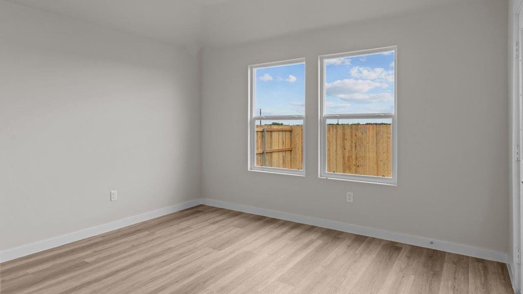 Spacious, unfurnished interior of a new home in Heritage Parks, Abilene (Image 7).