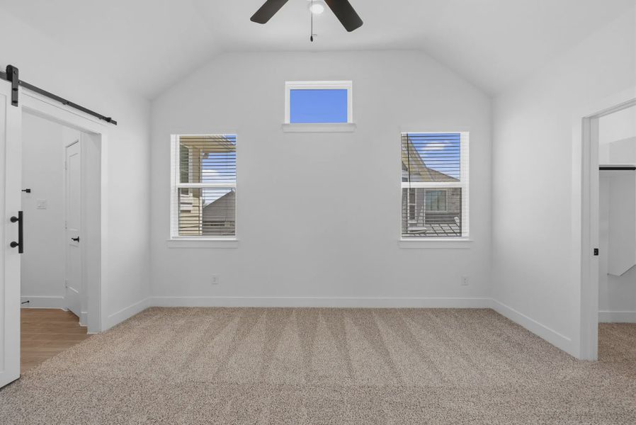 Representative unfurnished interior of a home built from the Dillon by Chesmar Homes in Sienna Courtyard, Missouri City (Image 26).