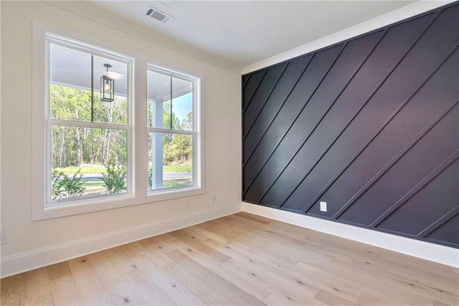 Spacious, unfurnished interior of a new home in , Atlanta (Image 18).