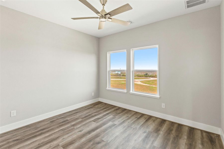 Spacious, unfurnished interior of a new home in , Matagorda (Image 12).